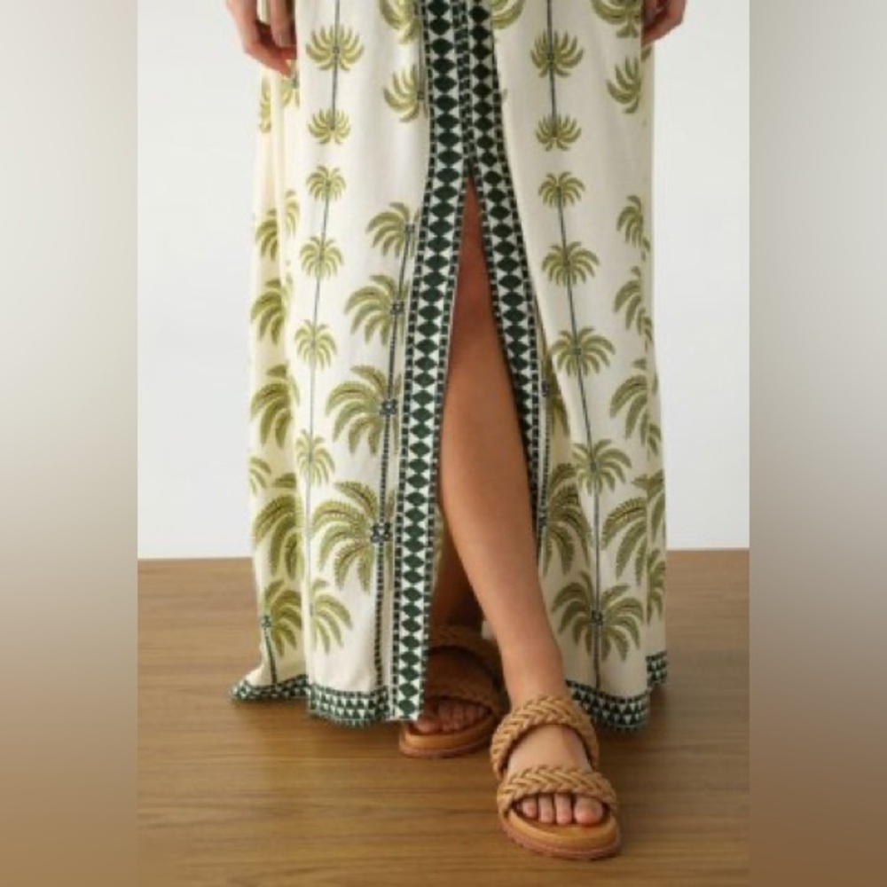 FARM Rio Cream Maxi Dress with Olive Palm Print and Green Trim - Picture 5 of 13